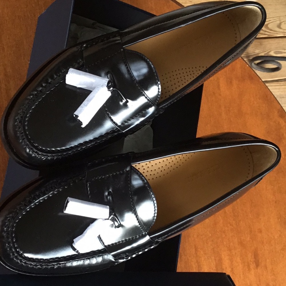 New Cole Haan mens shoes sz 9